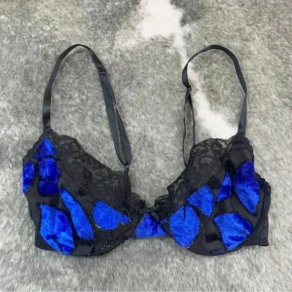 Vintage Fredricks of Hollywood Bra - Picture 2 of 12